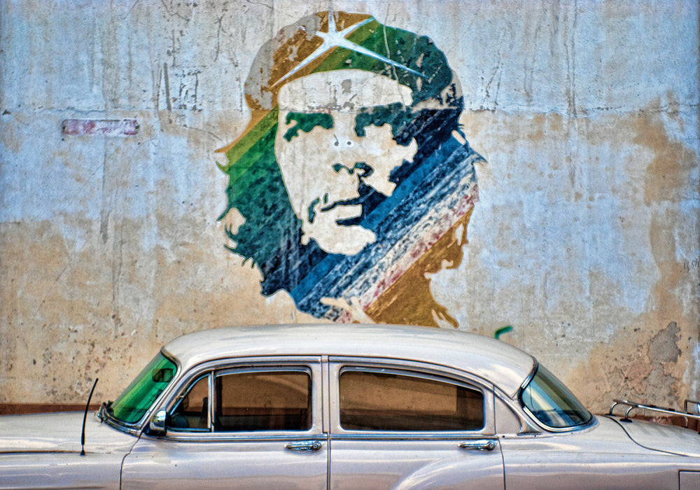 Che With Car